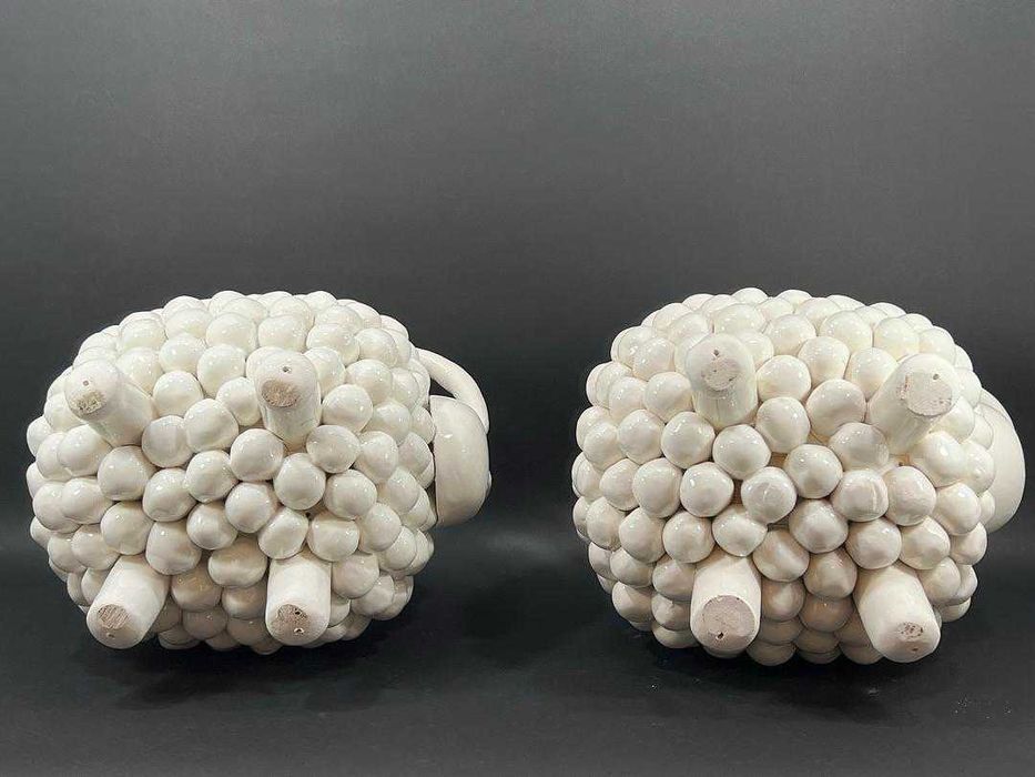 Par ovelhas em Faiança vidrada d Manufatura DI BASSANO  Séc.XXI Itália