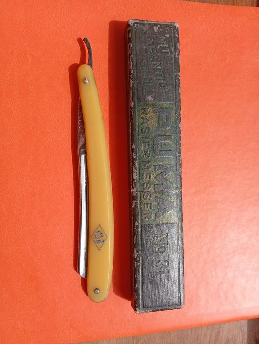 Stara brzytwa PUMA No.31Antik.Solingen+etui (Uskodżona/Szcerbiona)