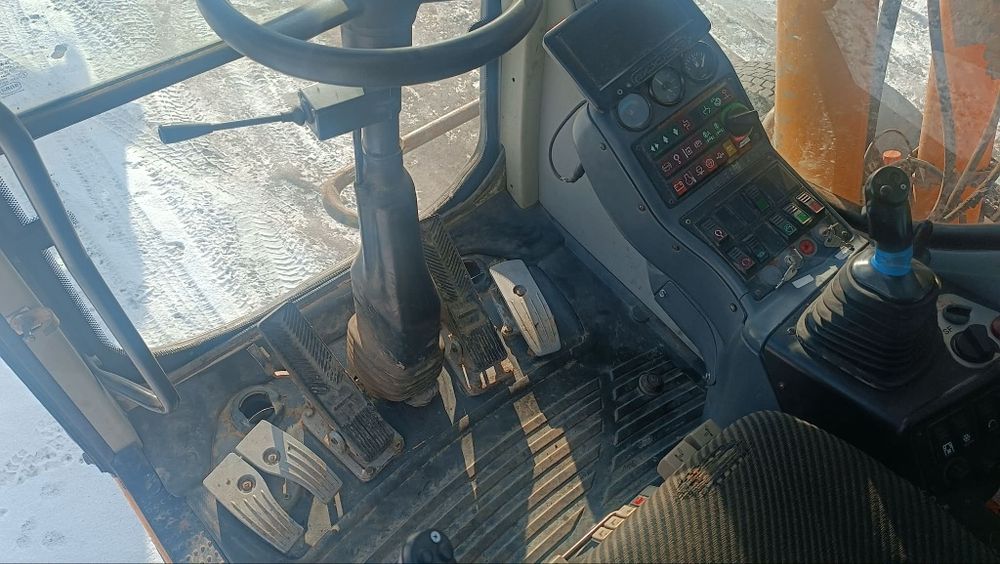 Liebherr 314 koparka kołowa