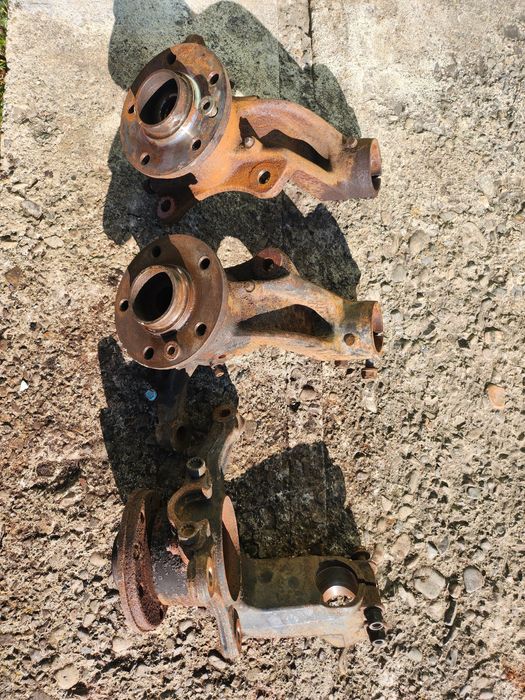 Поворотний кулак VW T5 GP VW T6 цапфа,ступиця Volkswagen T6.1 MULTIVAN