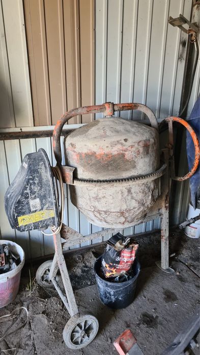 Sprzedam betoniarke 130