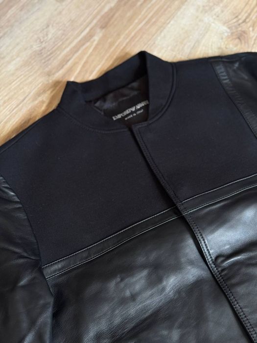 Кожаная куртка Emporio Armani бомбер