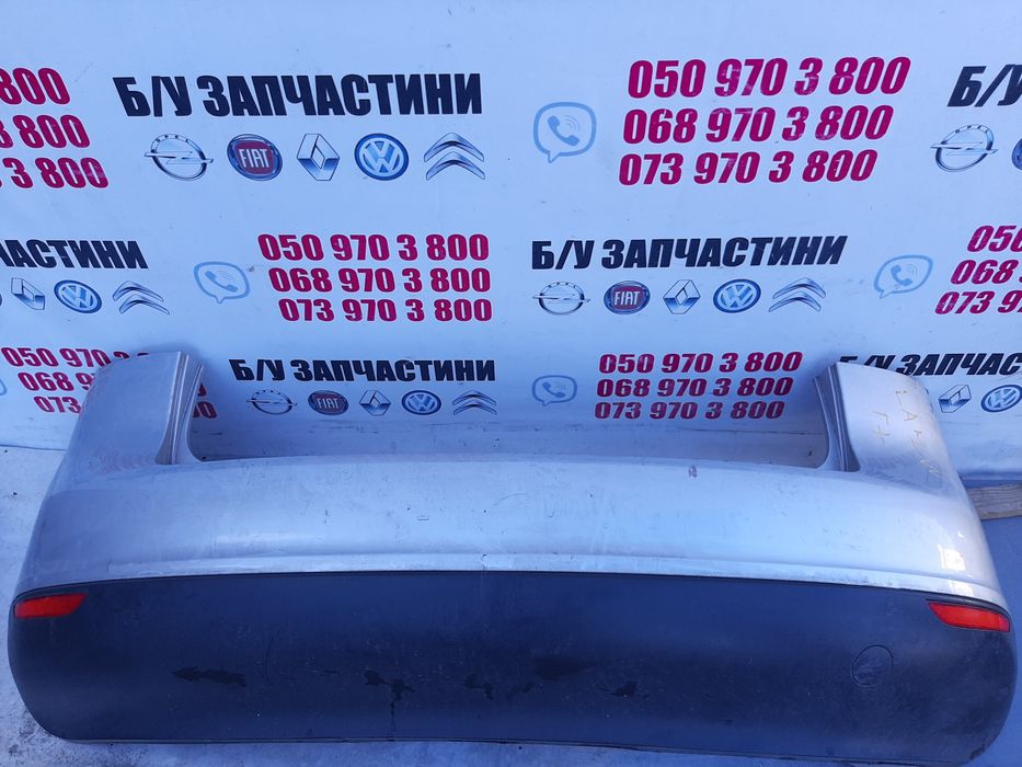 Задній бампер Гольф 5 плюс 2006 рік хечбек колір сірий la7w