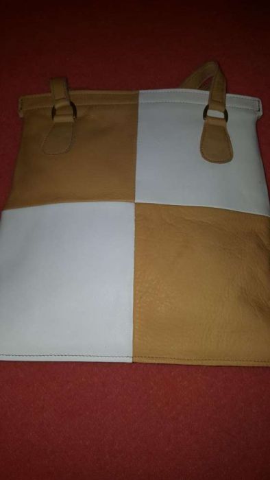 Mala em pele - artesanal