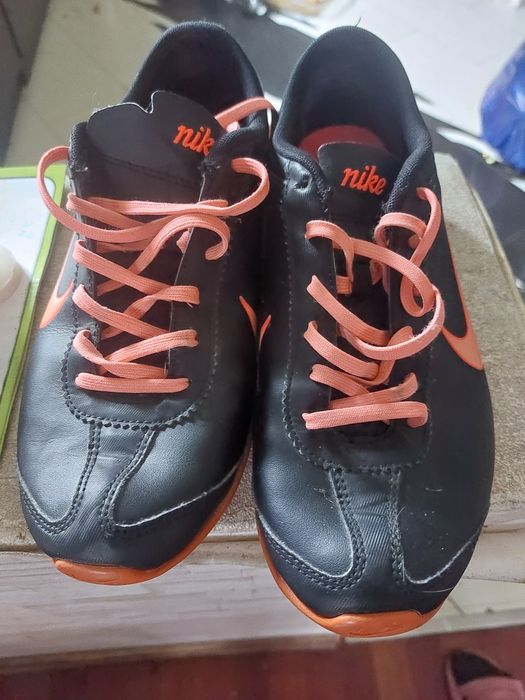 Sprzedam buty damskie Nike