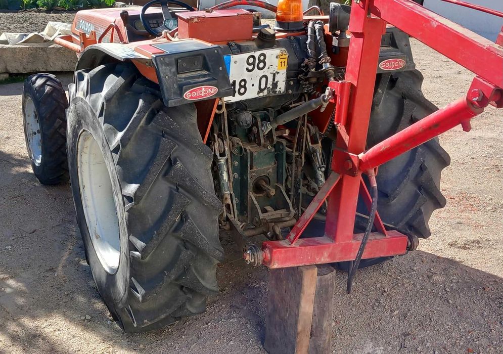 maquinas e equipamentos agricolas