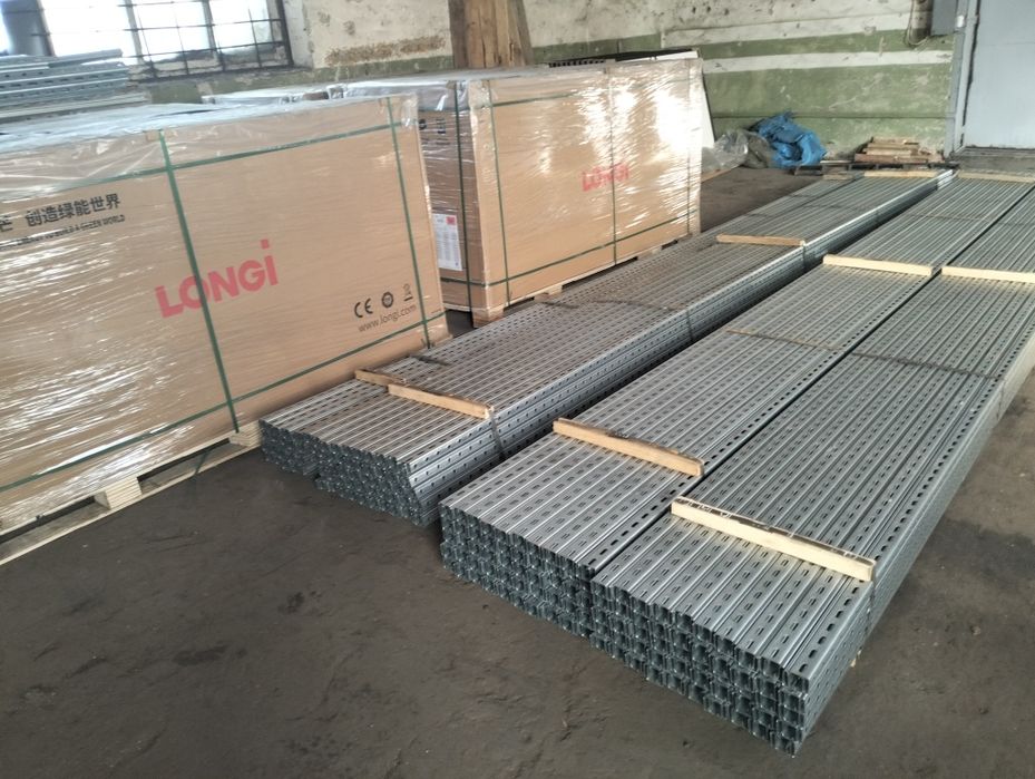 Профіль кріплення сонячних панелей. Профіль монтажний СЕС