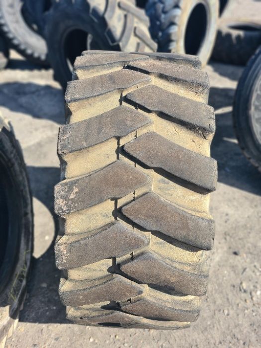 405/70-20 16/70-20 OPONA M-880 budowlana