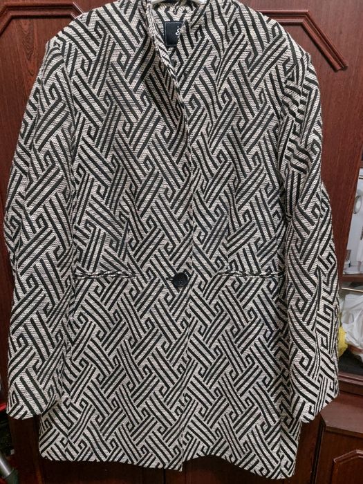 Кардиган новий 54-56 роз