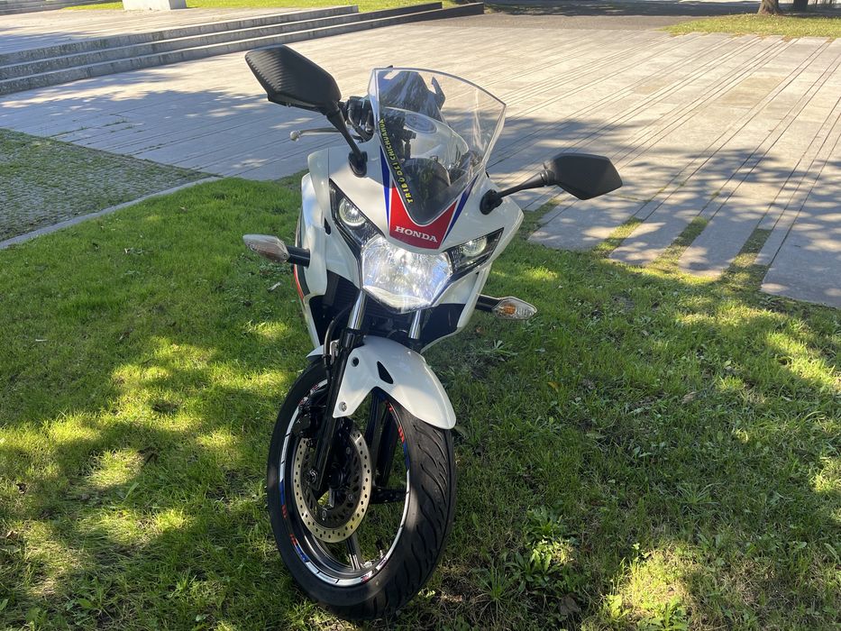 Moto Honda CBR R125