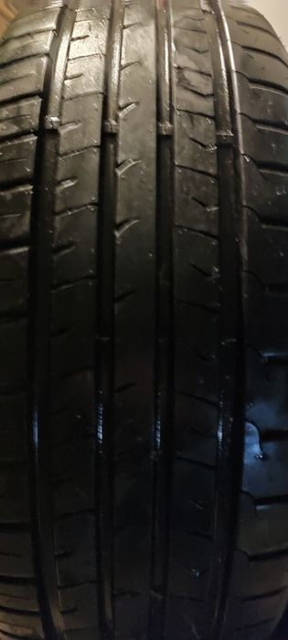 Rodas da Mercedes originais novas com 4 pneus dois novos e dois bons