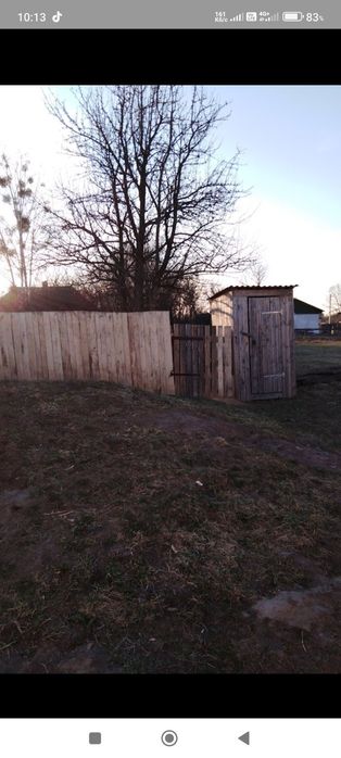 Садиба біля річки Десна. Село Лебедівка.