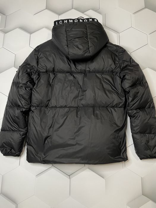 Пуховик John Richmond