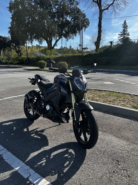 Vendo ou troco keeway rkf 125