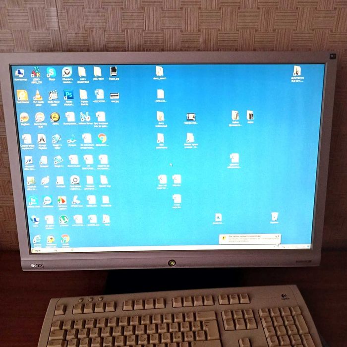 Монітор 24" BenQ G2400WA Silver black робочий зі шнурами підключення