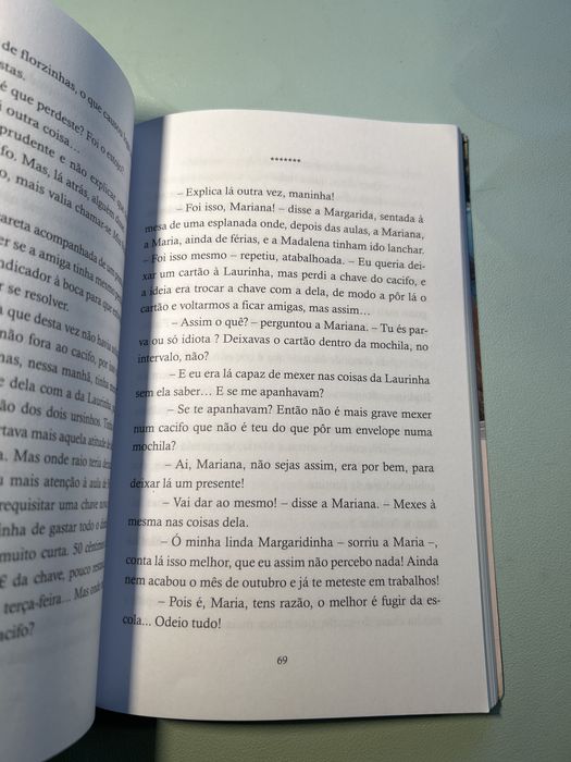 Livro Coleção 7 irmãos- Margarida muda de escola