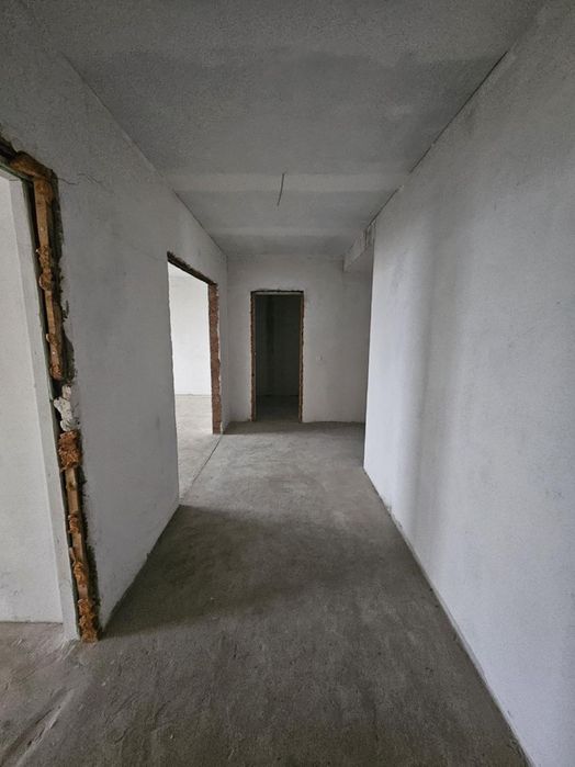 Продаж 2кім квартири 98кв.м з  мансардою 98кв.м/ м.Коломия