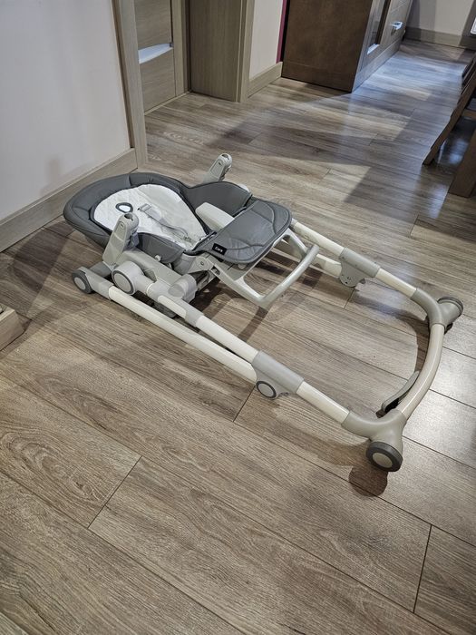 Krzesełko do karmienia Lionelo Cora