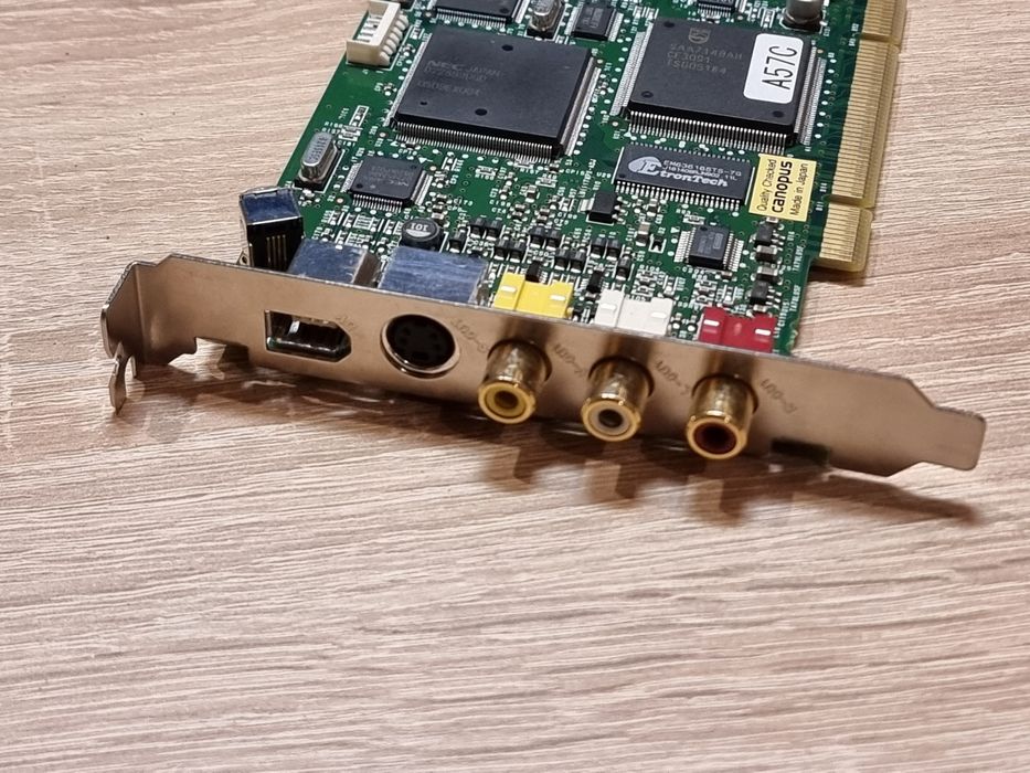 Karta video canopus DVX E1