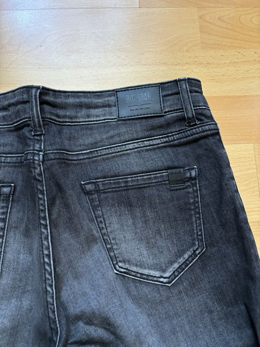 Spodnie damskie jeans