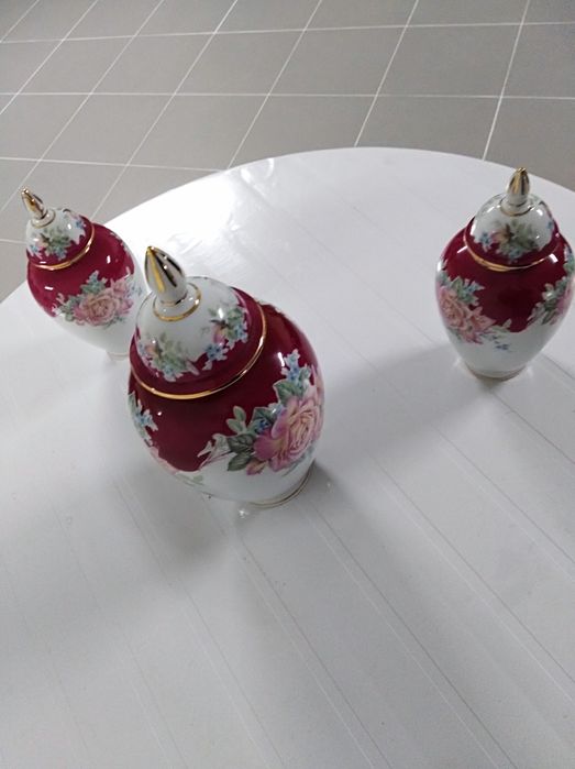 Porcelain Jars64585826155522123