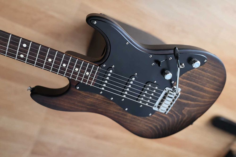 Tom Anderson Classic Roasted Pine 2022