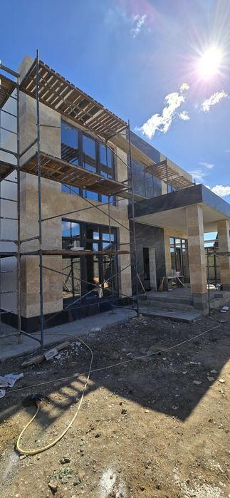 Дом с цокольным этажом Червоный Хутор, подвал, газ, мастер-спальня