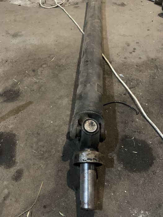 Кардан від москвіч