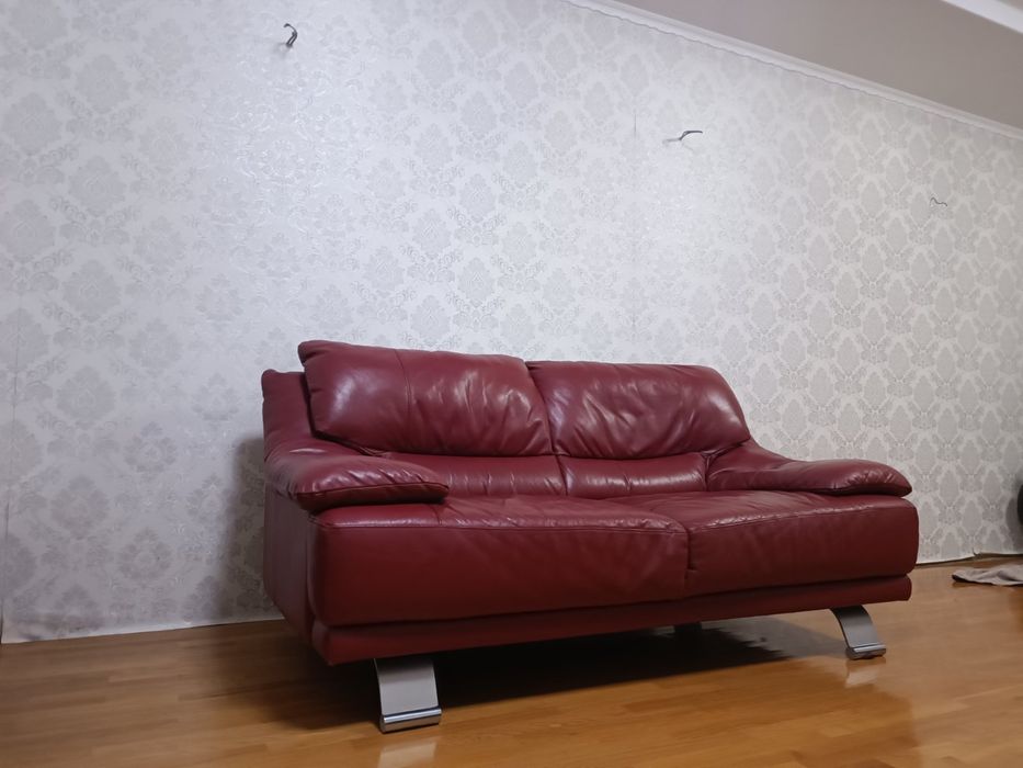 Продам шкіряний диван