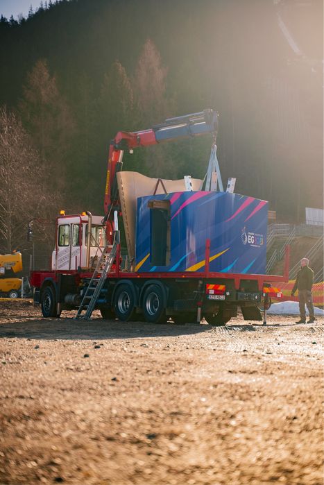 Usługi HDS w energetyce wiertnica lampy transformatory konstrukcje