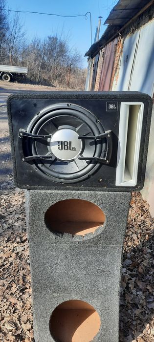 Сабвуфер JBL пас.