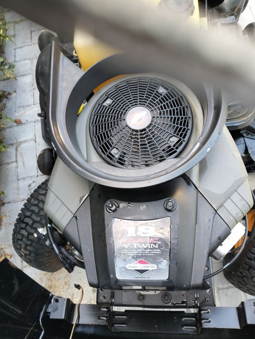 Trator corta relva 18cv