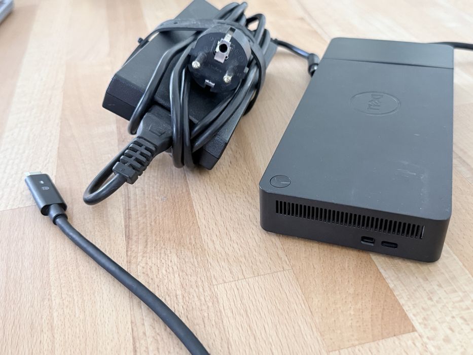 Stacja dokująca DELL WD19 + 2 zasilacze 130w