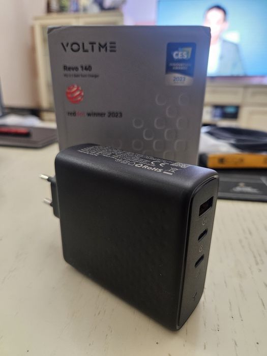 Voltme Revo 140w, Vito Go 35w, кабелі та зарядні