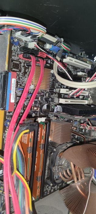 ПК на 775 сокеті (q6600+zalman 9700+p5b deluxe+4Gb+video+DVD -RW/+RW+)