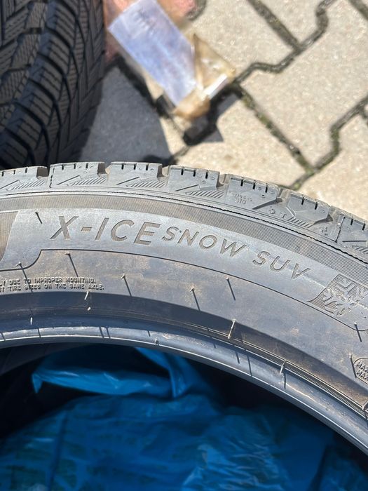 Michelin X-Ice Snow SUV 275/45 R21 + 315/40 R21 2024