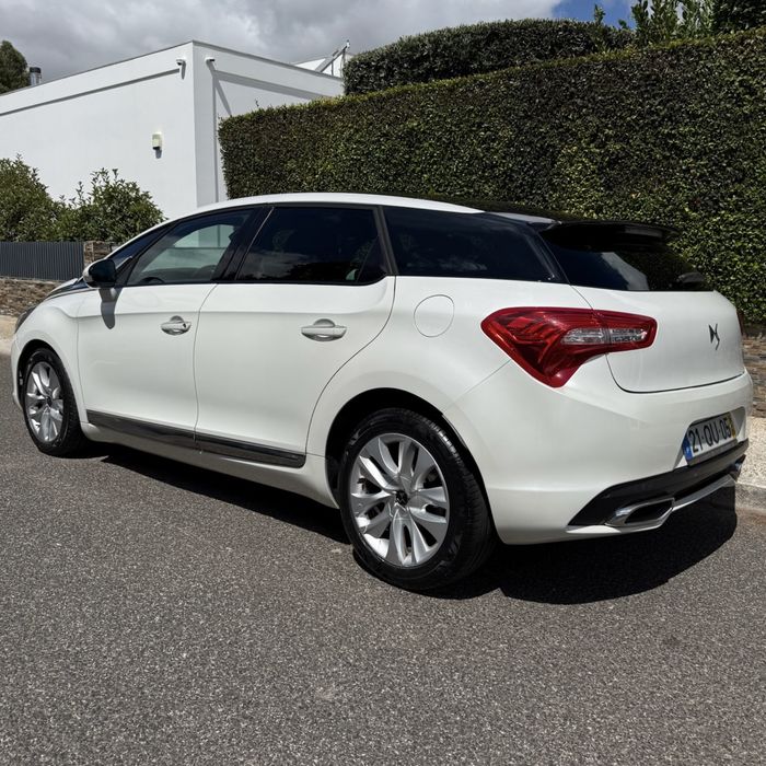 DS DS5 1.6 Diesel Cx Automatica 2016 **Desde 159€ Mês**
