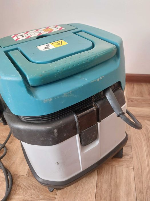 Makita odkurzacz vc1310L