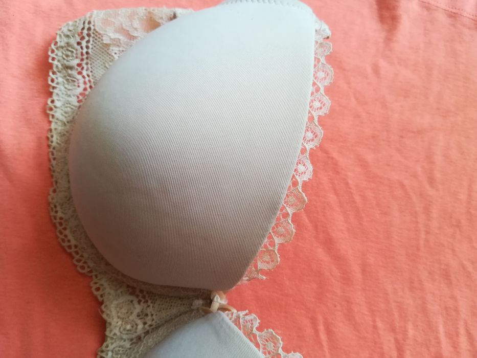 HUNKEMOLLER biustonosz beżowy push-up 70 75 B