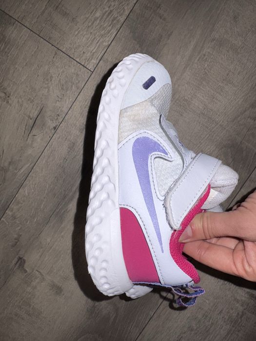 Nike buty 26 rzepy