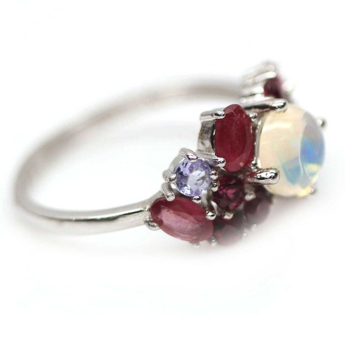 Серебряное кольцо с натуральным опалом, , рубином Размер 17.5