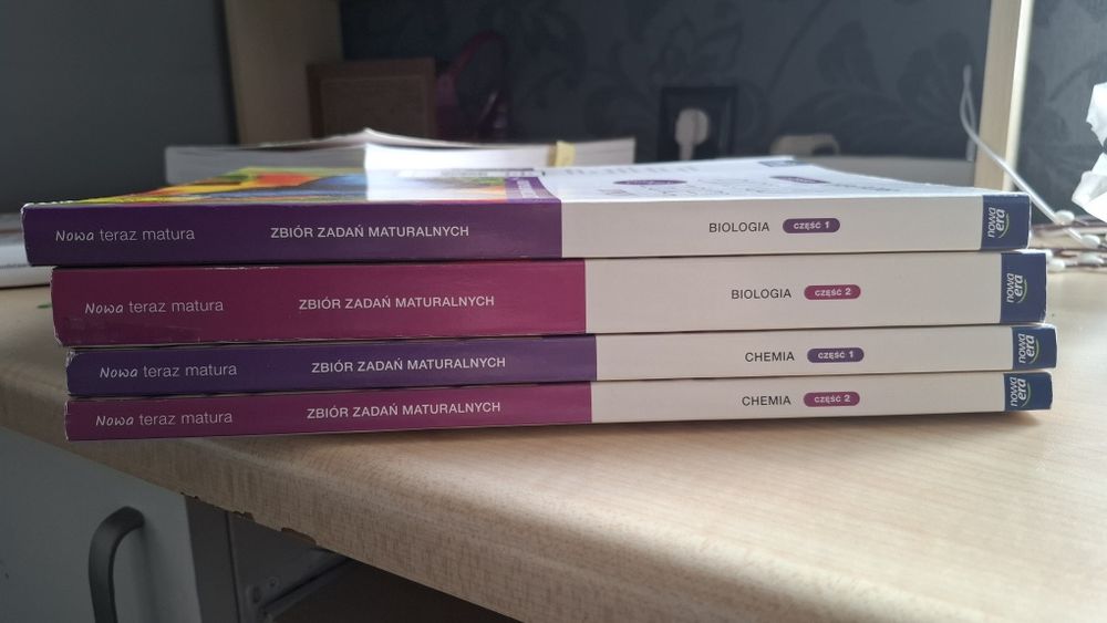 Zbiory zadań maturalnych chemia i biologia Nowa Era