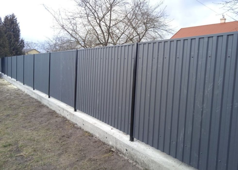 Будівництво паркану огорожі  євросітки