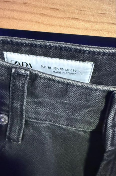 zara flared zip  jeans