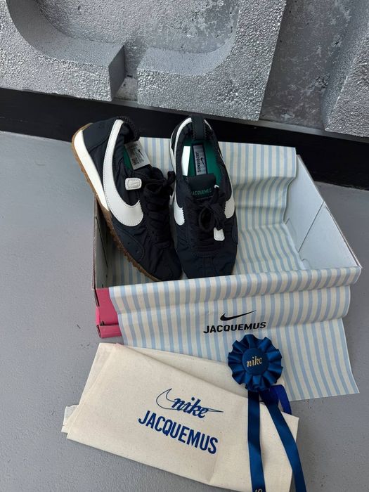 4 кольори Nike x Jacquemus MOON SHOR