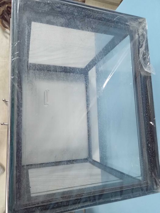 Інсектаріум для павуків, жабок