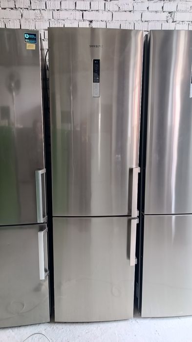 Холодильник  Samsung no frost 2m.