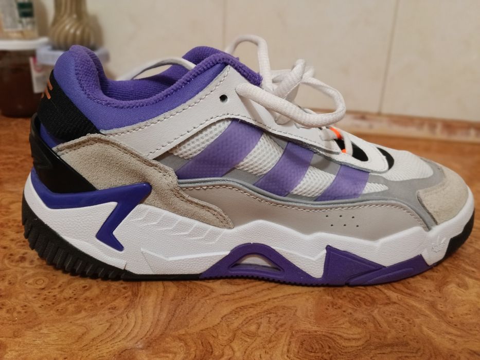 Продам новые кроссовки Adidas, прогадала с размером