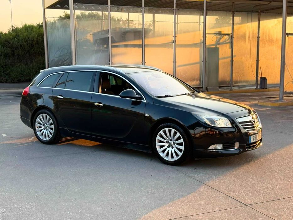 Opel Insignia Sports Tourer — fotografia 3