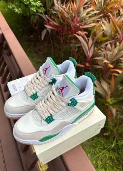 Jordan 4 Retro SB Pine Green R.44.5